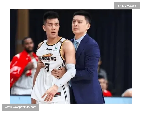 杨鸣郭艾伦综艺合体亮相《这就是灌篮5》官宣 引发篮球迷热议 杨鸣郭艾伦综艺合体亮相《这就是灌篮5》官宣 引发篮球迷热议